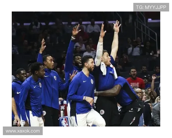 两连败却笑翻小胖板凳席欢乐多